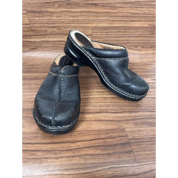 Born Womens Mule Size 7 US 38 UK Black Leather Wedge Heel Clog Comfy Shoe - Picture 1 of 10